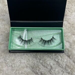 2 Moxielash Flashy Lash Magnetic Lashes